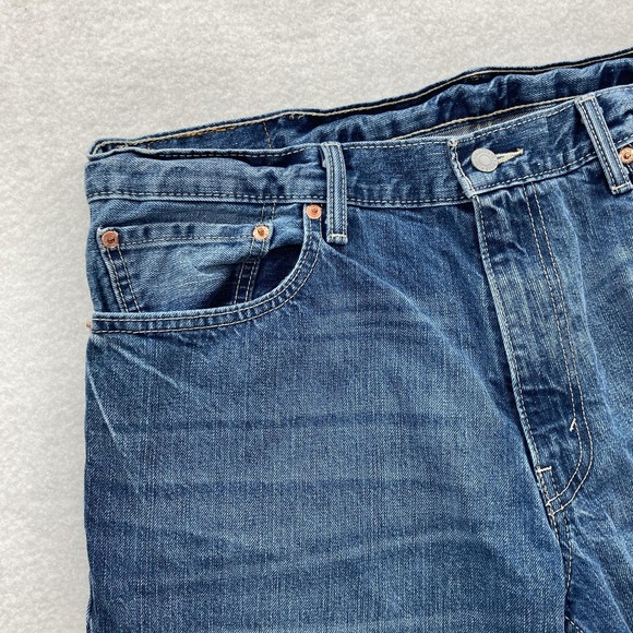 Levis 531 Jeans Mens 38x34 Athletic Taper Medium Wash Blue Denim Casual 5-Pocket - Picture 3 of 14